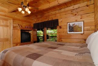 Emerald's Ridge - Shagbark 98 - Log Cabin with hot tub and ...