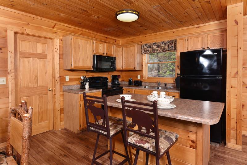 Black Bear Lodge-Pine Mountain 220-Two Bedroom Plus Loft Cabin Mountain ...