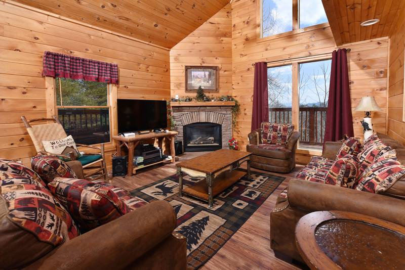 Black Bear Lodge-pine Mountain 220-two Bedroom Plus Loft Cabin Mountain 