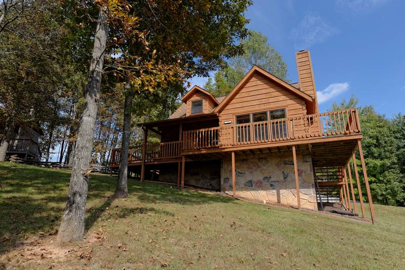 Country Pines Owl's Nest 915 - Two Bedroom cabin rental in Pigeon Forge ...