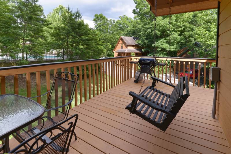 SMOKY MOUNTAIN DREAM| Woodridge 2 Bedroom Pigeon Forge Vacation Cabin ...