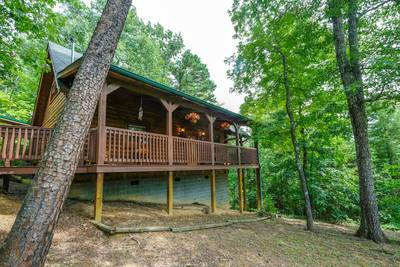 Sweet Dreams - White Oak Estates 368 - Luxury cedar chalet in Pigeon ...